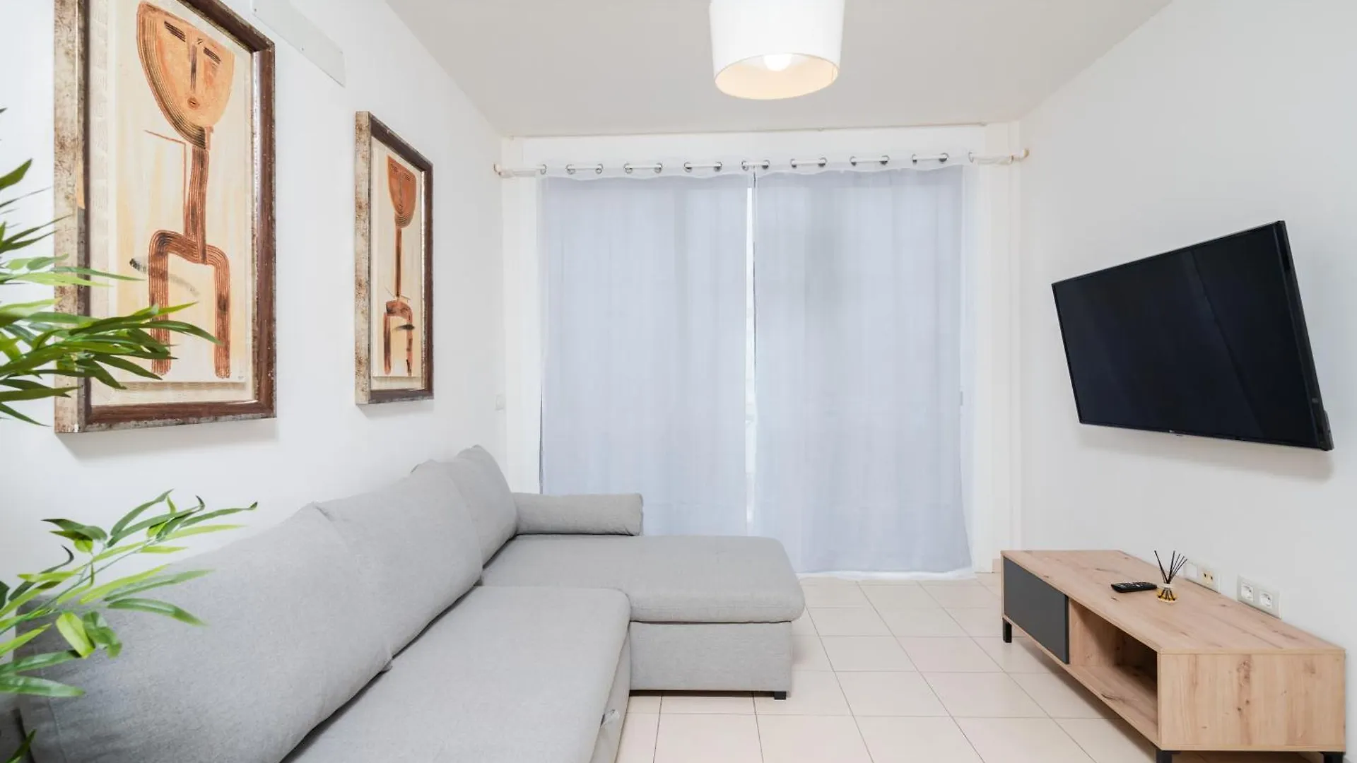 Acogedora Vivienda Vacacional En Playa De La Arena بويرتو دي سانتياغو 0*,  إسبانيا